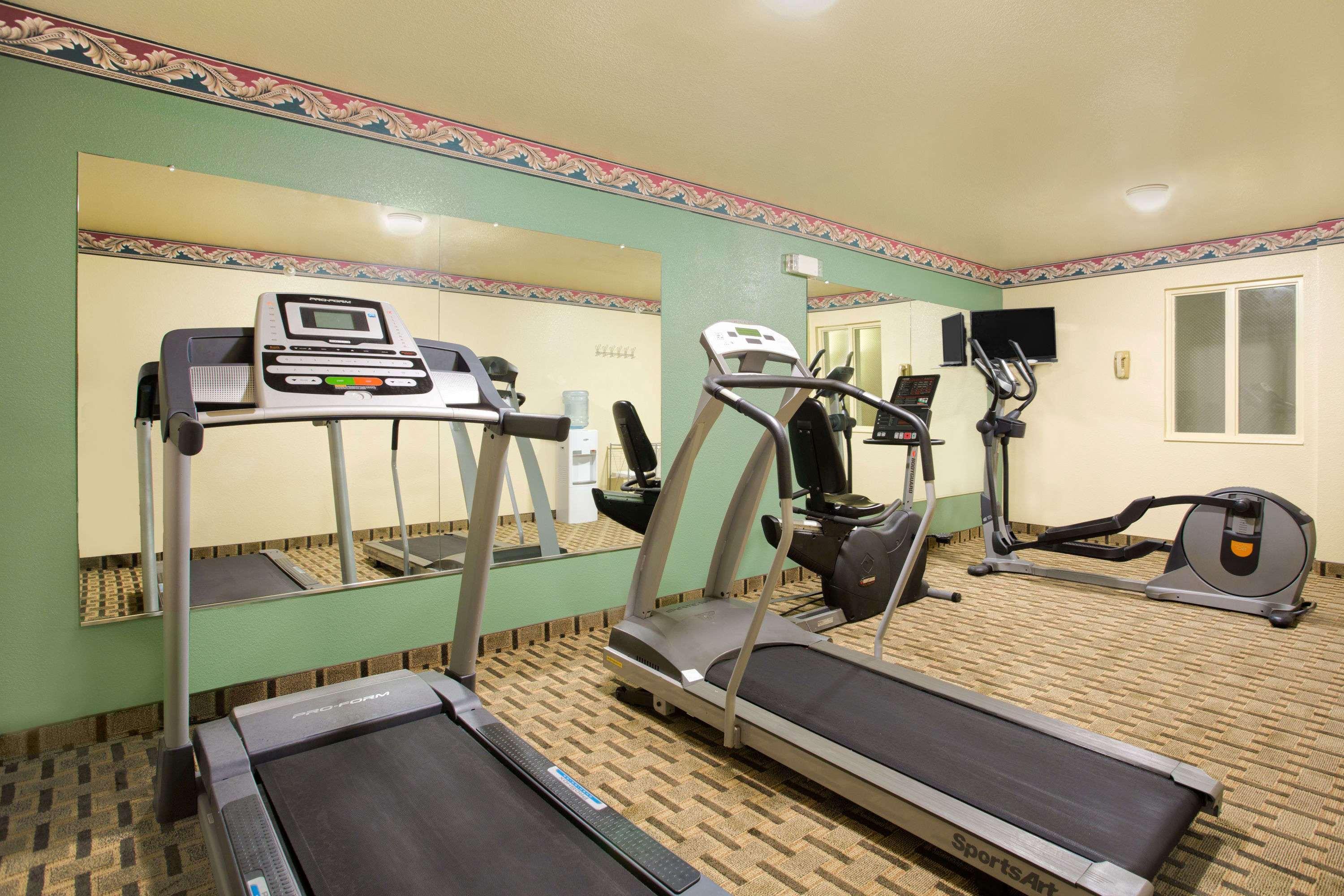 Super 8 By Wyndham Lynchburg Va Hotel Ngoại thất bức ảnh