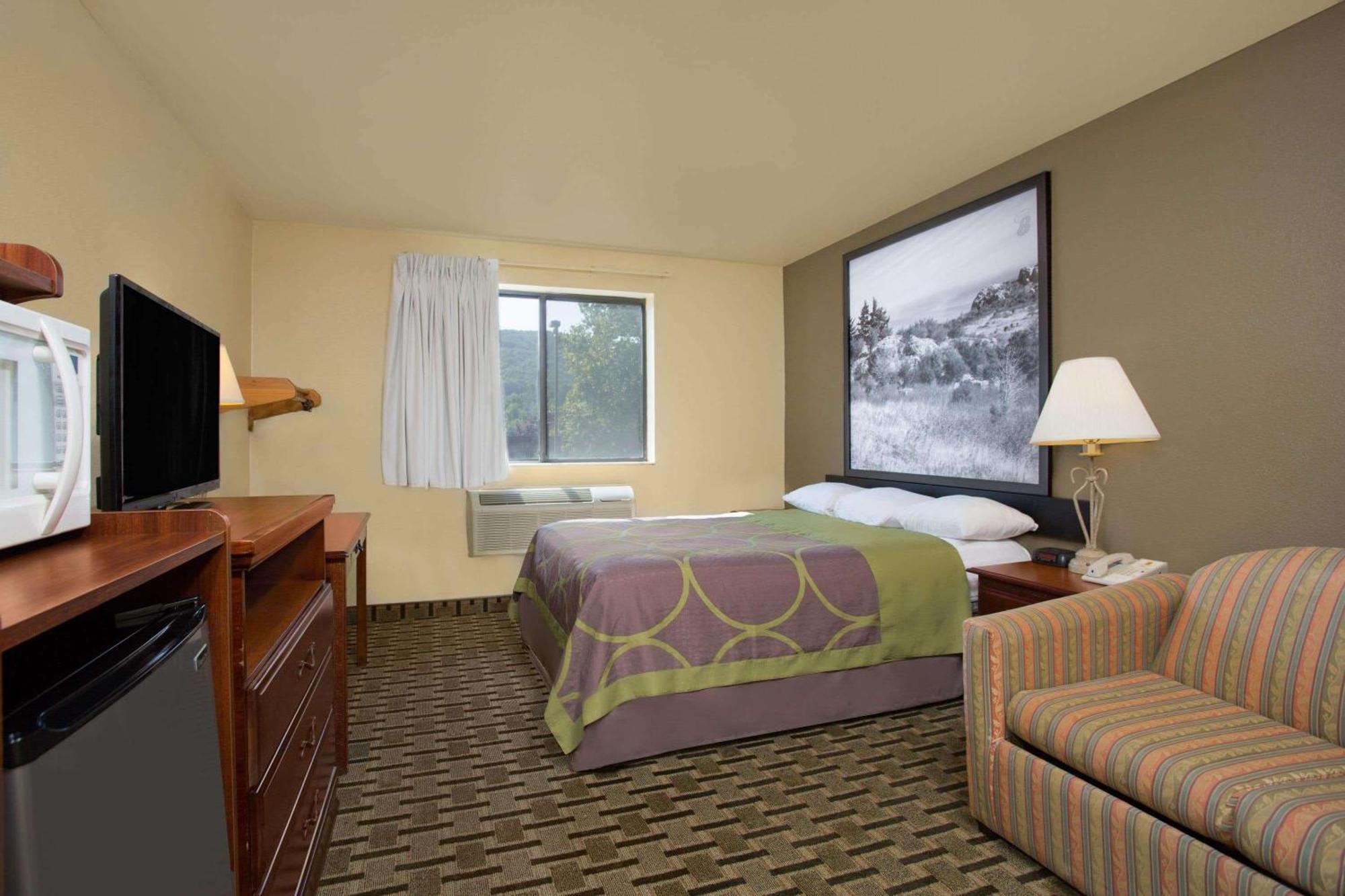 Super 8 By Wyndham Lynchburg Va Hotel Ngoại thất bức ảnh