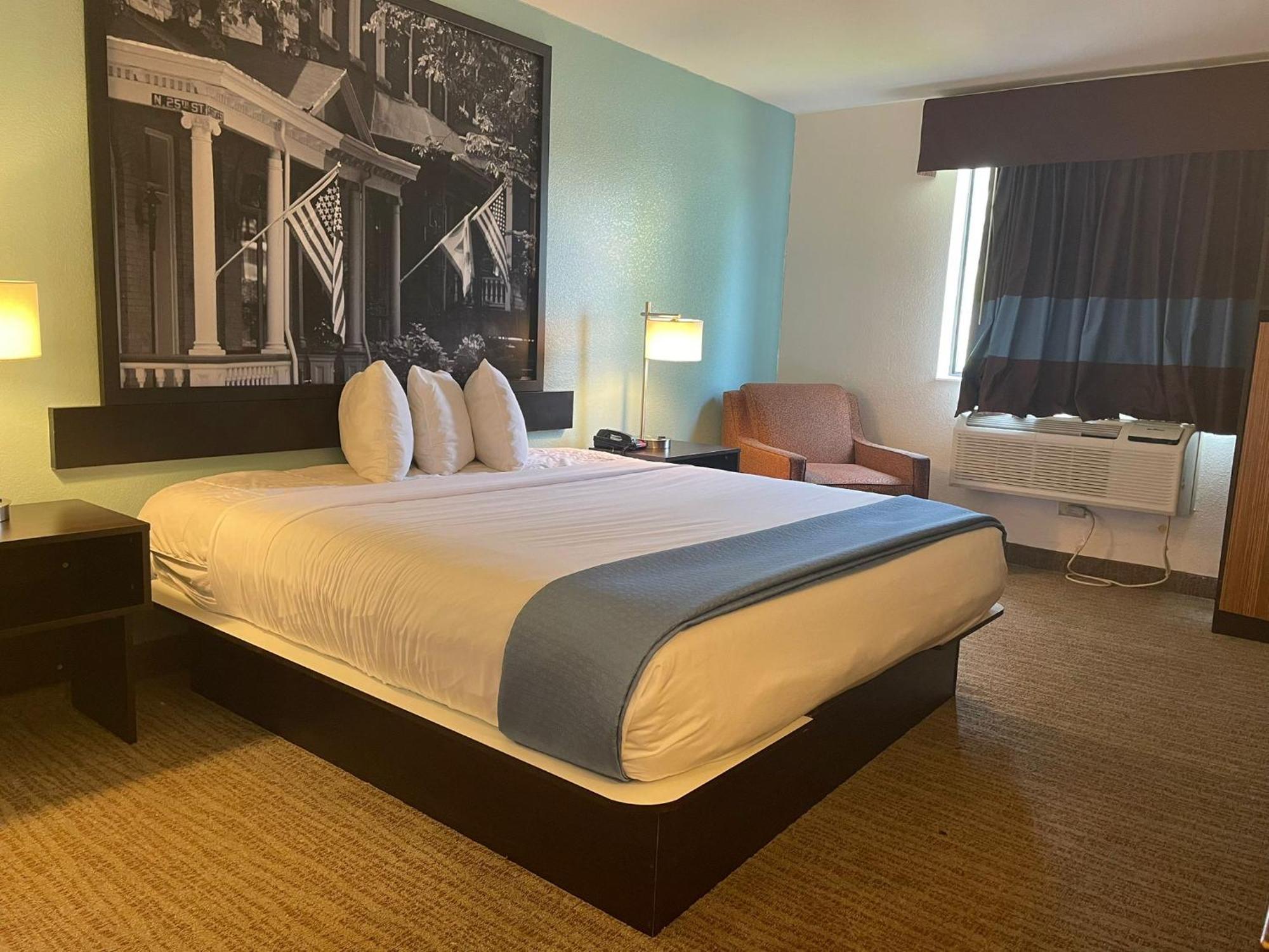 Super 8 By Wyndham Lynchburg Va Hotel Ngoại thất bức ảnh
